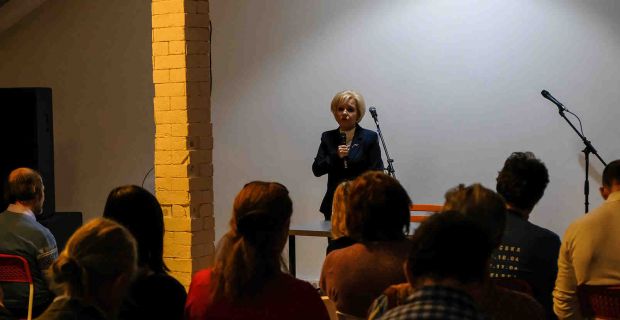 В ПЯТНИЦУ 20 АПРЕЛЯ В ЦЕНТРЕ <<БЕСЦЕННЫЕ ДАРЫ>> ПРОШЛА ОТКРЫТАЯ ВСТРЕЧА С НАТАЛИЕЙ ВЛАДИМИРОВНОЙ РОДИНОЙ